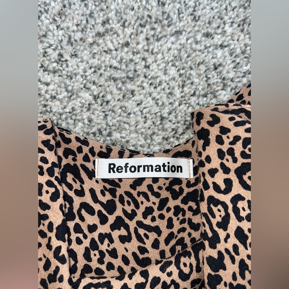 Reformation leopard print mini dress - Picture 2 of 2